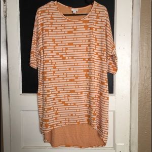 Orange and white patterned Lularoe shirt❗️